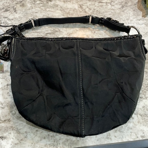 Coach Handbags - Coach medium sized purse